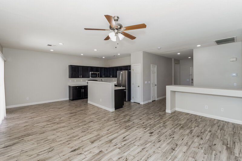 2,200/Mo, 5402 Royal Yacht Way North Las Vegas, NV 89031 Living Room View 4
