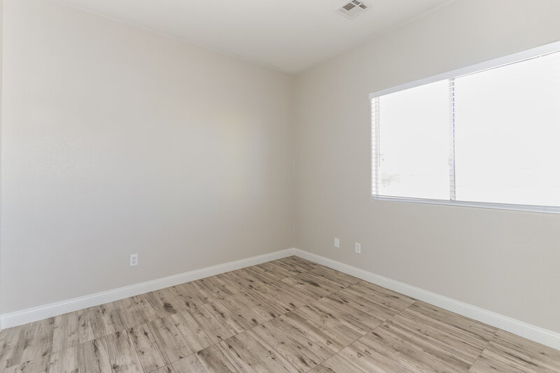 2,200/Mo, 5402 Royal Yacht Way North Las Vegas, NV 89031 Bedroom View 2