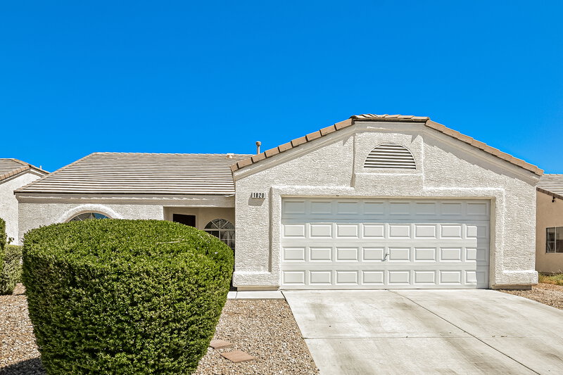 2,240/Mo, 1820 Loida Ct North Las Vegas, NV 89031 External View