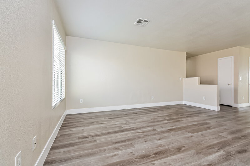 2,240/Mo, 1820 Loida Ct North Las Vegas, NV 89031 Living Room View