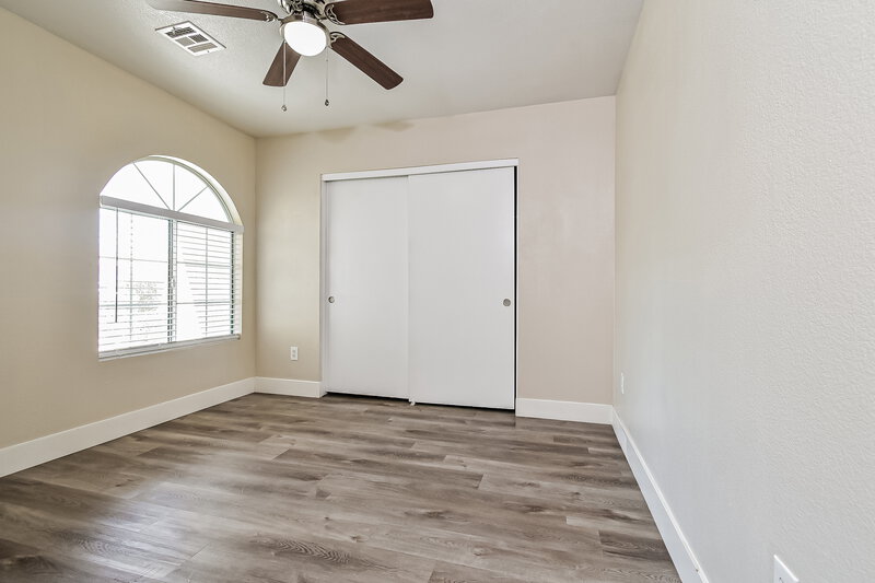 2,240/Mo, 1820 Loida Ct North Las Vegas, NV 89031 Bedroom View