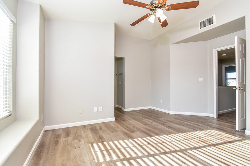 1,935/Mo, 5720 Athinas St North Las Vegas, NV 89031 Main Bedroom View 2