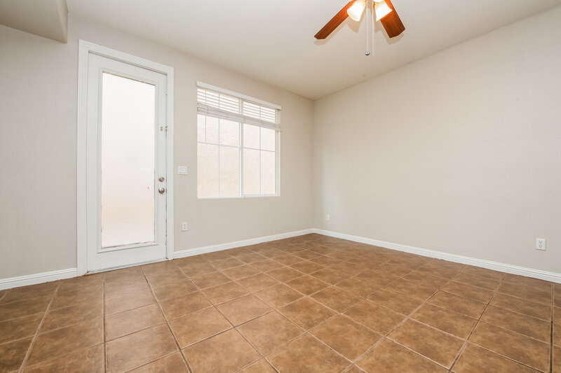 2,105/Mo, 4336 Hera Temple Ave North Las Vegas, NV 89031 Family Room View