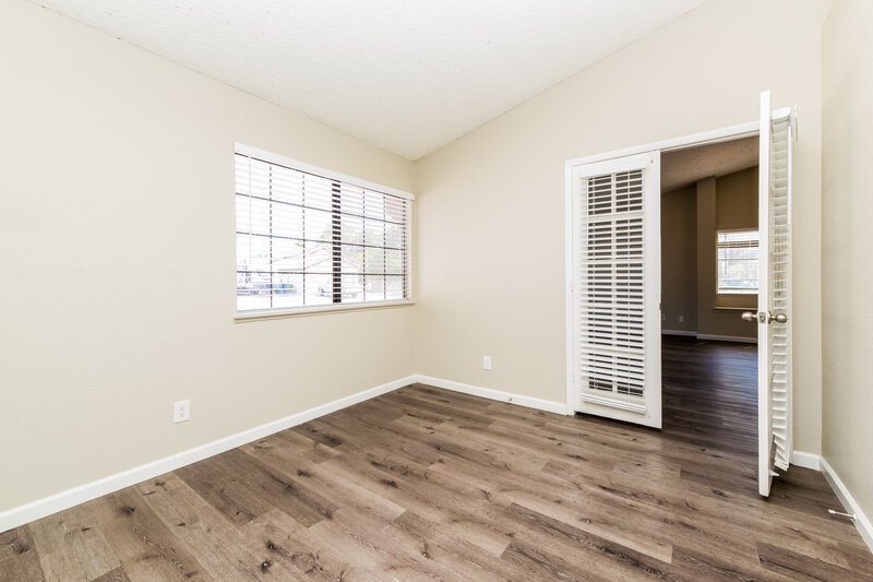 1,960/Mo, 3601 Uranus Dr North Las Vegas, NV 89031 Office View