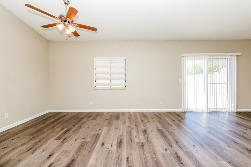 1,960/Mo, 3601 Uranus Dr North Las Vegas, NV 89031 Main Bedroom View