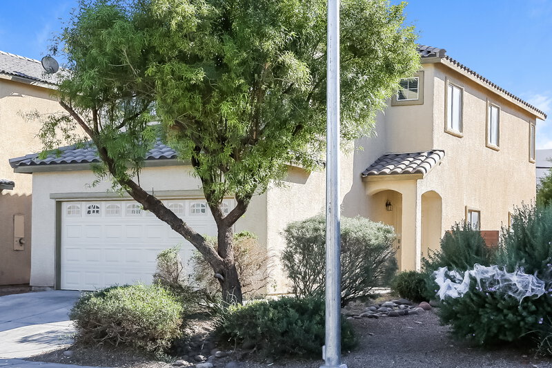 2,300/Mo, 37 Rosa Rosales Ct North Las Vegas, NV 89031 Front View