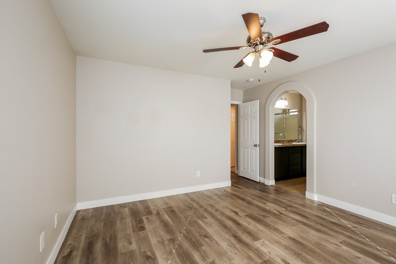 2,300/Mo, 37 Rosa Rosales Ct North Las Vegas, NV 89031 Main Bedroom View 2