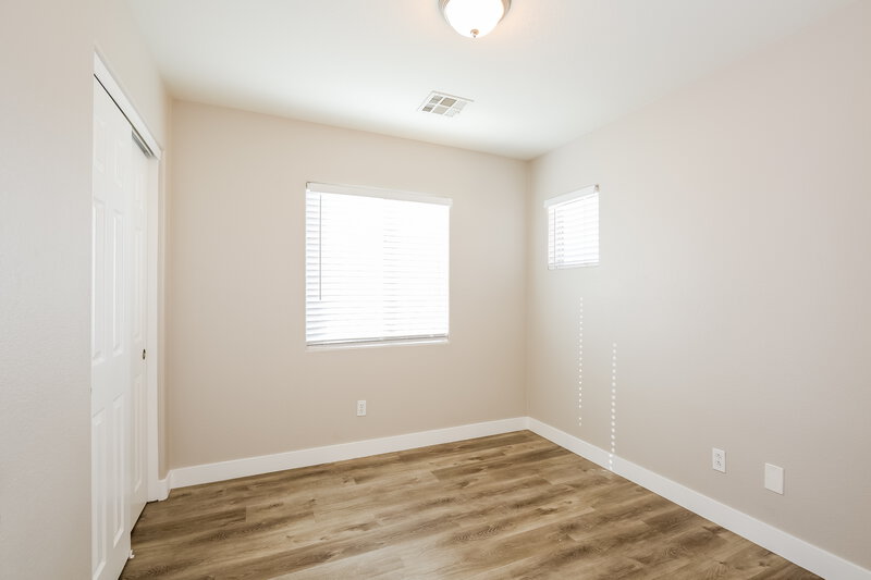 2,300/Mo, 37 Rosa Rosales Ct North Las Vegas, NV 89031 Bedroom View