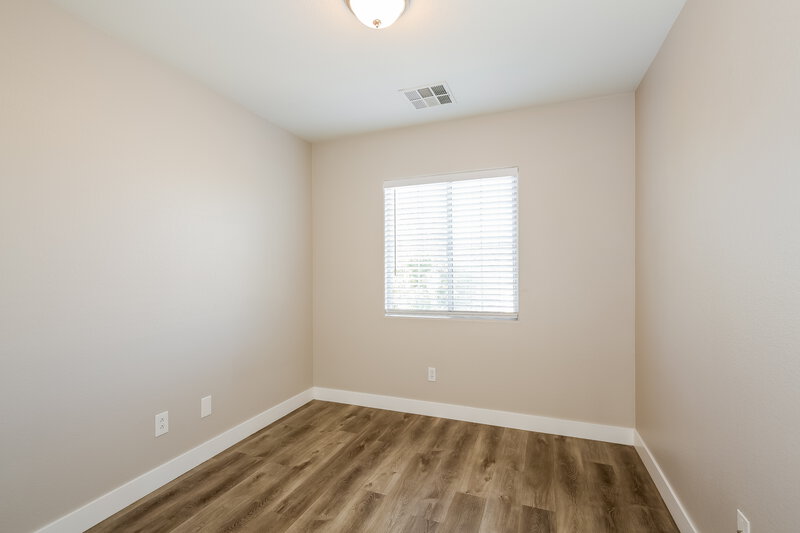 2,300/Mo, 37 Rosa Rosales Ct North Las Vegas, NV 89031 Bedroom View 2