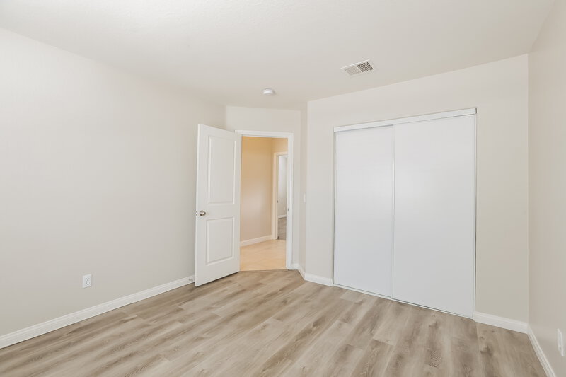 2,100/Mo, 560 Sandbar Ct Henderson, NV 89002 Main Bedroom View