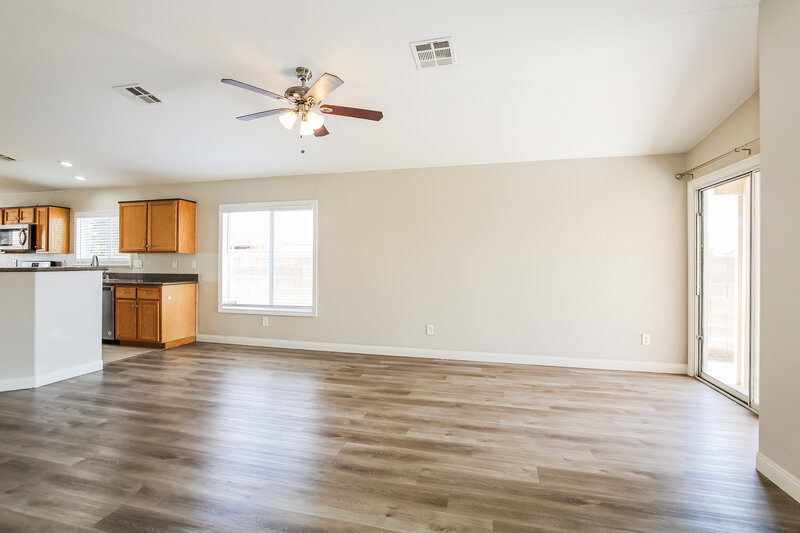 1,945/Mo, 5205 Madison Stone St North Las Vegas, NV 89081 Dining Room View