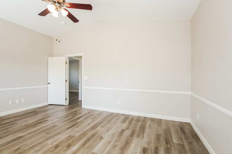 1,945/Mo, 5205 Madison Stone St North Las Vegas, NV 89081 Main Bedroom View 2