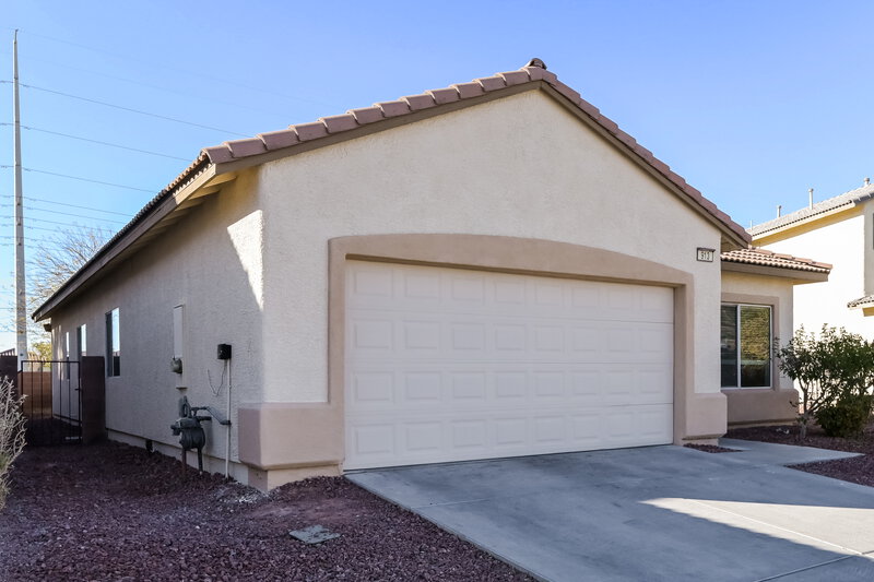 2,075/Mo, 913 Malibu Sands Ave North Las Vegas, NV 89086 Front View