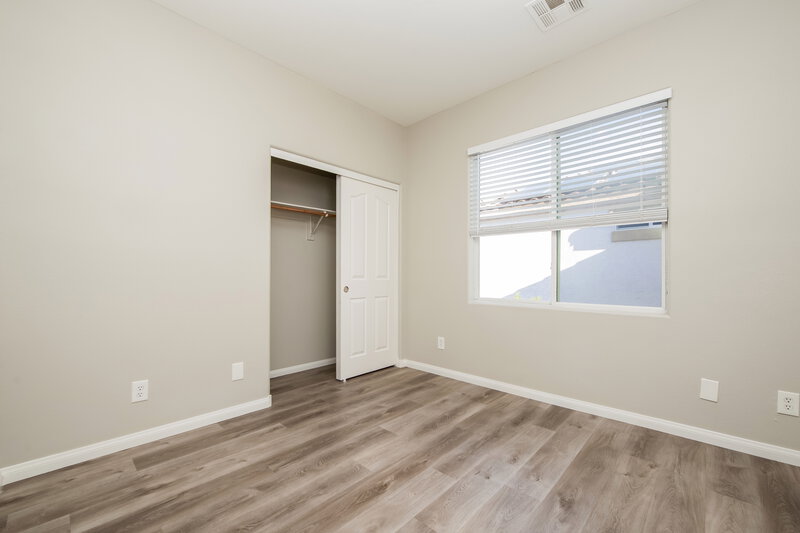 1,760/Mo, 7204 Amber Cascade Ct Las Vegas, NV 89149 Bedroom View