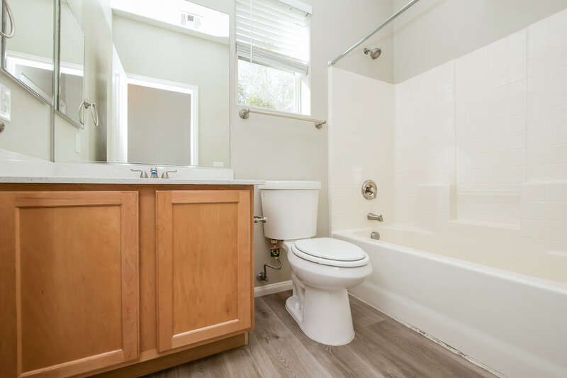 1,760/Mo, 7204 Amber Cascade Ct Las Vegas, NV 89149 Bathroom View