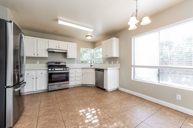 1,820/Mo, 3219 Lost Mesa Court North Las Vegas, NV 89031 Dining Room View