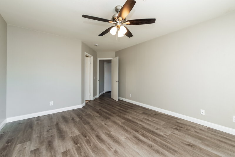 1,820/Mo, 3219 Lost Mesa Court North Las Vegas, NV 89031 Main Bedroom View 2