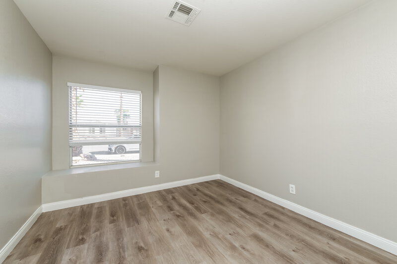 1,820/Mo, 3219 Lost Mesa Court North Las Vegas, NV 89031 Bedroom View