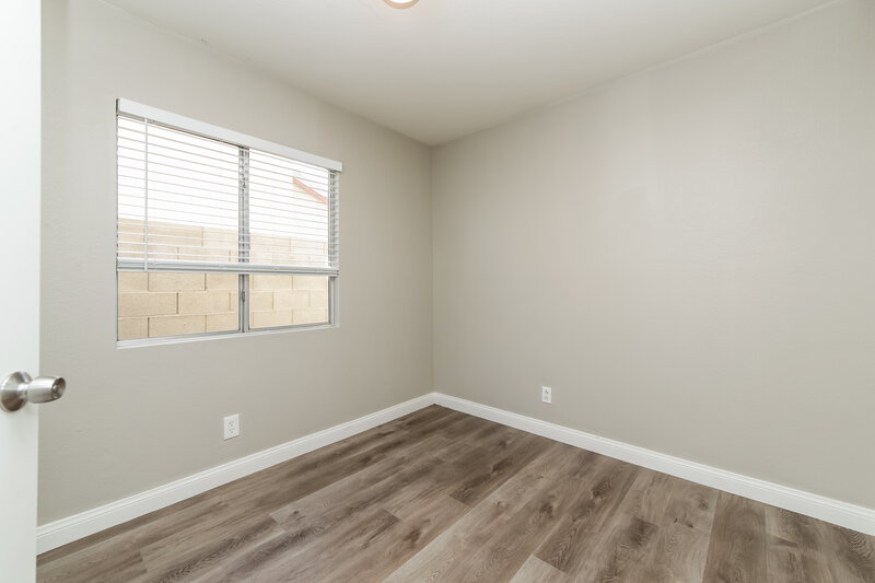 1,820/Mo, 3219 Lost Mesa Court North Las Vegas, NV 89031 Bedroom View 2