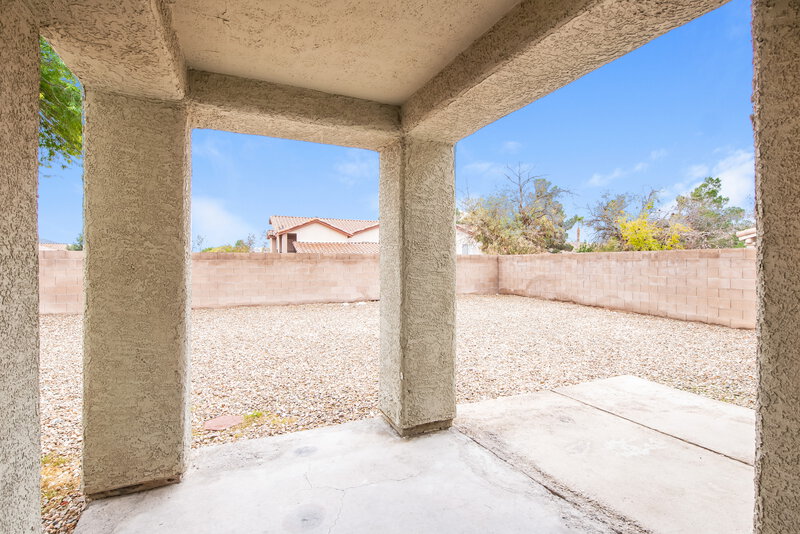 1,910/Mo, 1411 Dillon Ridge Dr North Las Vegas, NV 89081 Rear View