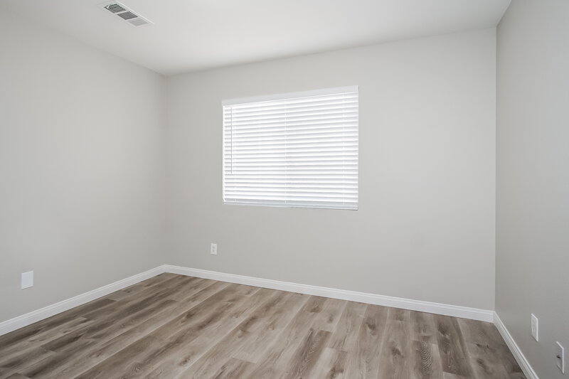 2,650/Mo, 4630 Zia Ridge St North Las Vegas, NV 89031 Bedroom View 4