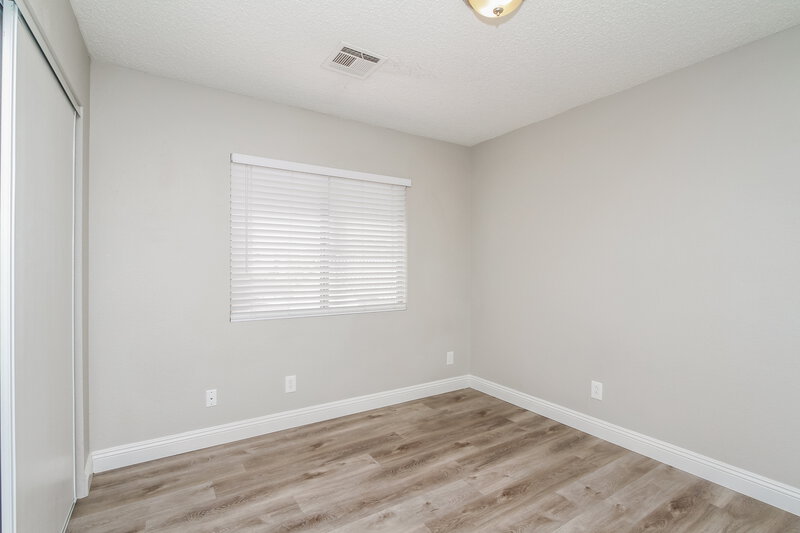 3,360/Mo, 1489 Flintrock Rd Henderson, NV 89014 Bedroom View 2