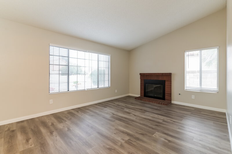 2,270/Mo, 8471 Shelly Rd Las Vegas, NV 89123 Living Room View