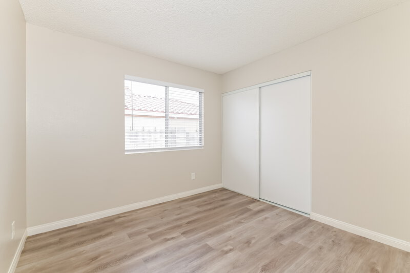 2,270/Mo, 8471 Shelly Rd Las Vegas, NV 89123 Bedroom View