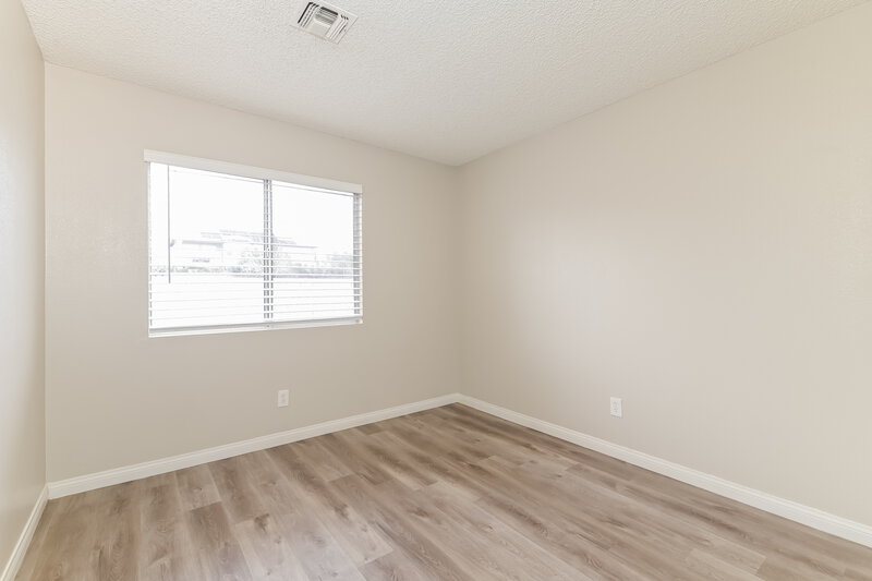2,270/Mo, 8471 Shelly Rd Las Vegas, NV 89123 Bedroom View 3