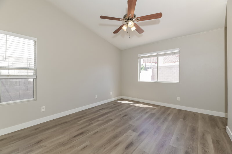 1,965/Mo, 615 King Revere Ct North Las Vegas, NV 89032 Main Bedroom View