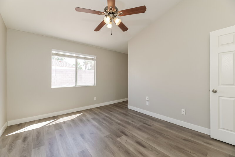 1,965/Mo, 615 King Revere Ct North Las Vegas, NV 89032 Main Bedroom View 2