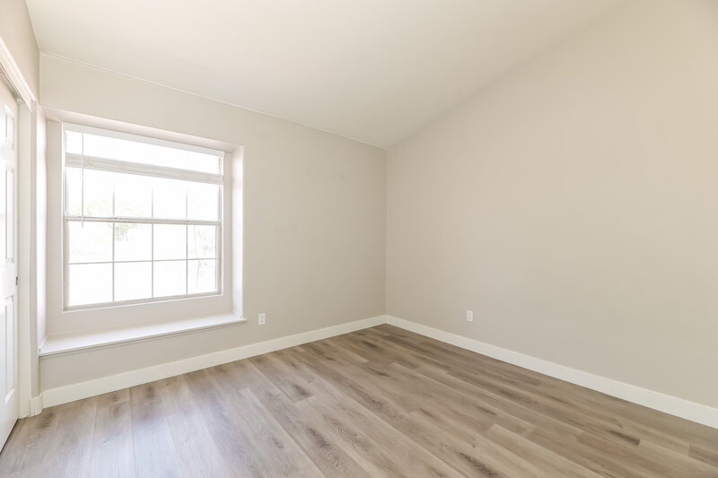 1,965/Mo, 615 King Revere Ct North Las Vegas, NV 89032 Bedroom View