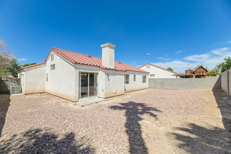 1,965/Mo, 615 King Revere Ct North Las Vegas, NV 89032 Rear View