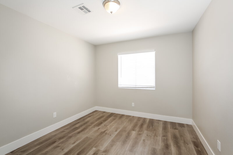 2,050/Mo, 6126 Magic Mesa Street North Las Vegas, NV 89031 Bedroom View 2