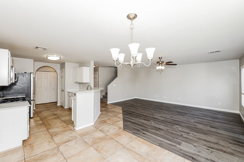 2,235/Mo, 6517 Coffeeville Creek Drive Las Vegas, NV 89122 Dining Room View