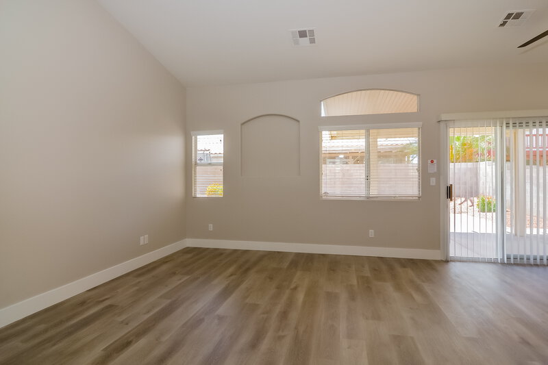 2,200/Mo, 919 Blue Arroyo Dr Henderson, NV 89015 Main Bedroom View