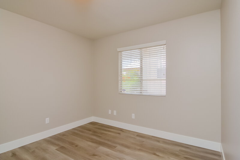 2,200/Mo, 919 Blue Arroyo Dr Henderson, NV 89015 Bedroom View 3