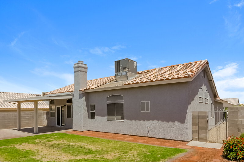 2,200/Mo, 919 Blue Arroyo Dr Henderson, NV 89015 Rear View 2