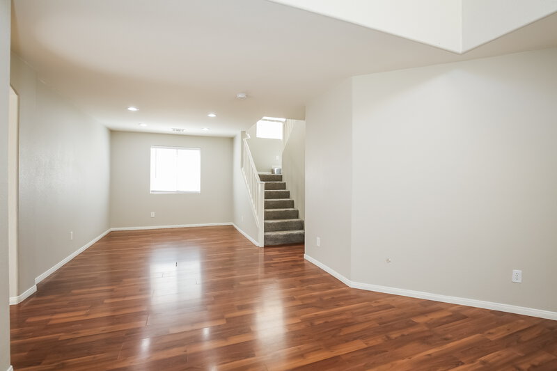 1,980/Mo, 9477 Grandview Spring Avenue Las Vegas, NV 89166 Living Room View 2