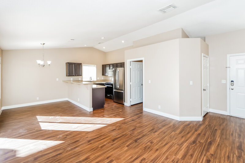 1,930/Mo, 925 Sunnyfield Way Henderson, NV 89015 Living Room View