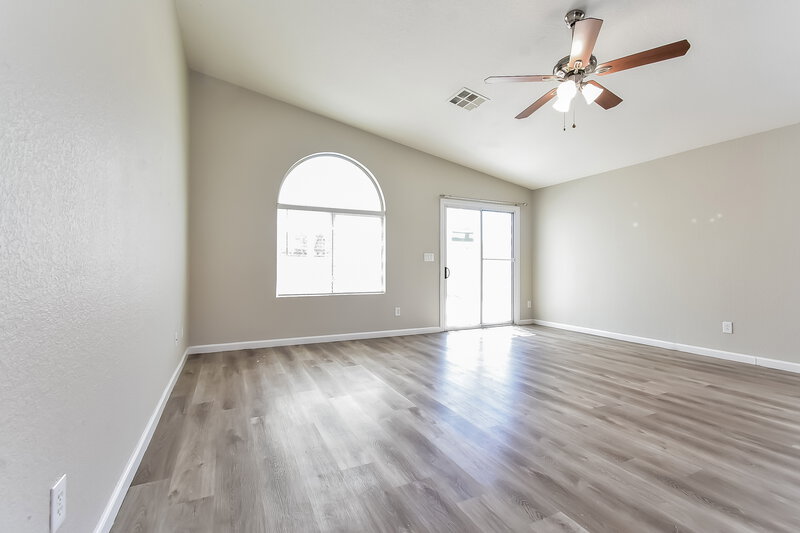 2,165/Mo, 5232 Painted Pebble St North Las Vegas, NV 89081 Living Room View 2