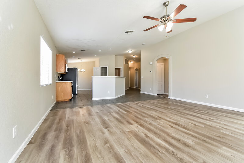 2,165/Mo, 5232 Painted Pebble St North Las Vegas, NV 89081 Dining Room View