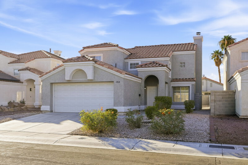 2,305/Mo, 1814 La Villa Dr North Las Vegas, NV 89031 Front View