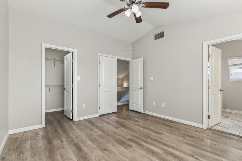 2,305/Mo, 1814 La Villa Dr North Las Vegas, NV 89031 Primary Bedroom View