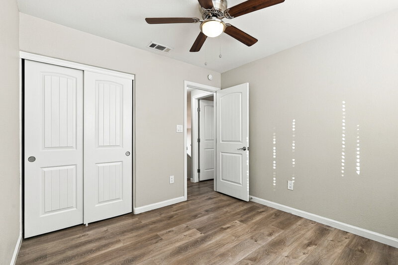 2,305/Mo, 1814 La Villa Dr North Las Vegas, NV 89031 Bedroom View