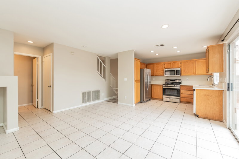 1,915/Mo, 4926 Rancho Domingo Ct North Las Vegas, NV 89031 Family Room View