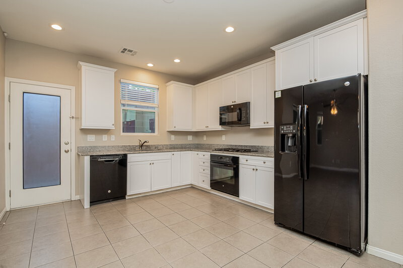 1,820/Mo, 10644 Gale Wind Court Las Vegas, NV 89129 Kitchen View