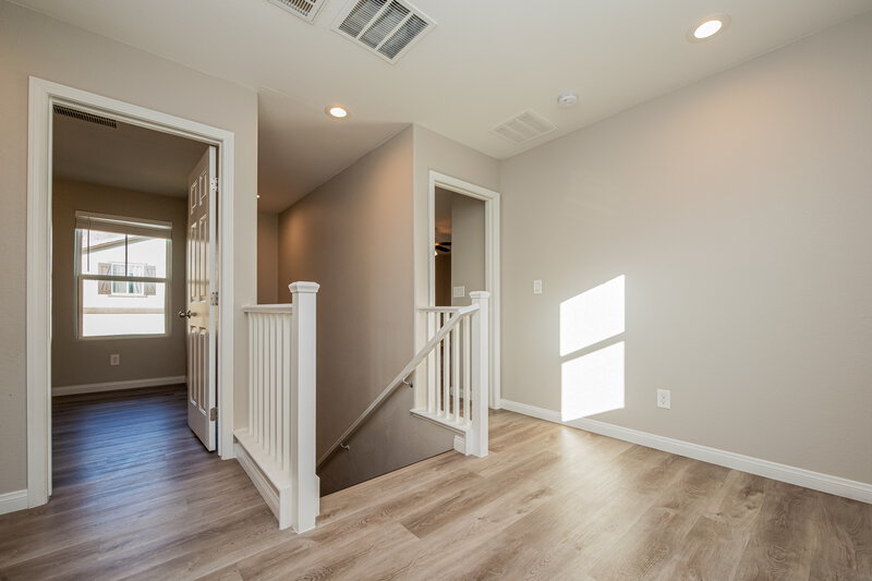 1,820/Mo, 10644 Gale Wind Court Las Vegas, NV 89129 Loft View