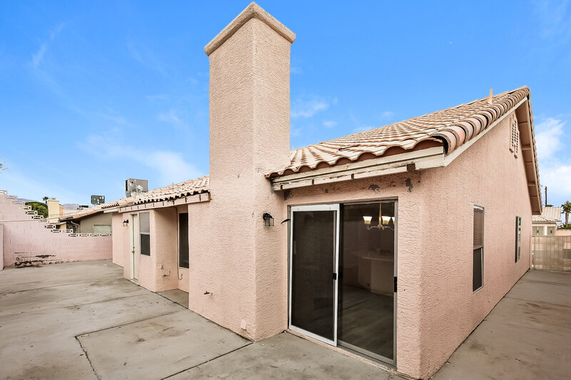 1,885/Mo, 3705 Iverson Lane North Las Vegas, NV 89032 Rear View