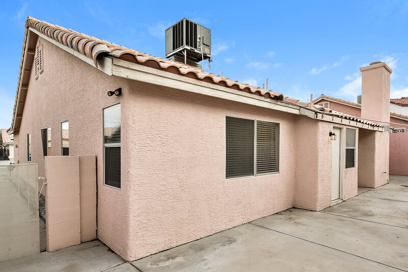 1,885/Mo, 3705 Iverson Lane North Las Vegas, NV 89032 Rear View 2